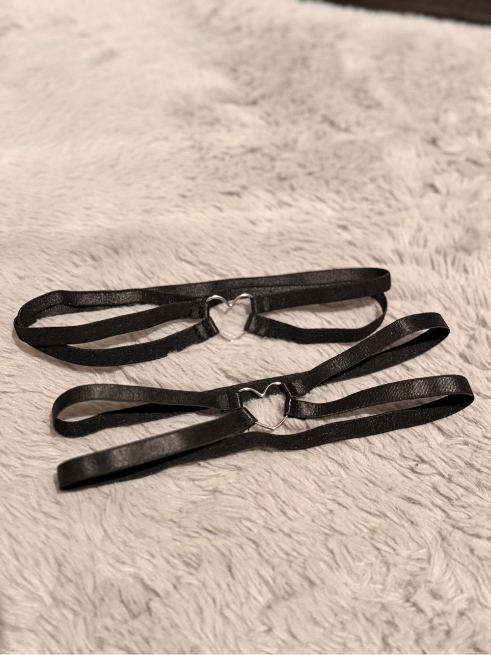 Black Heart Leg Garters